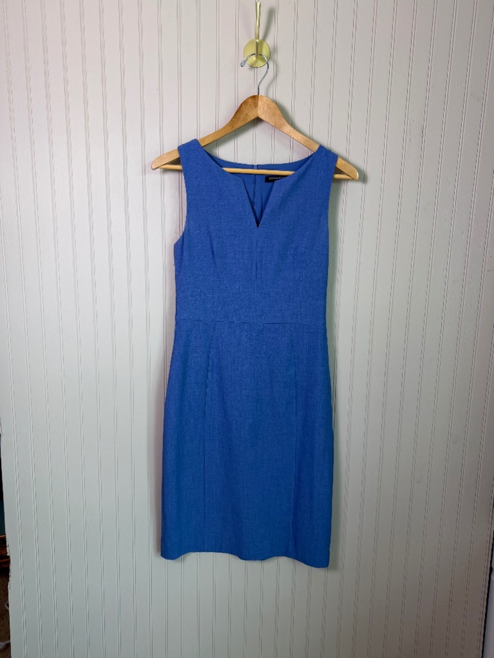 Banana Republic Blue Sleeveless V-Neck Sheath Dress Career Workwear Size 2